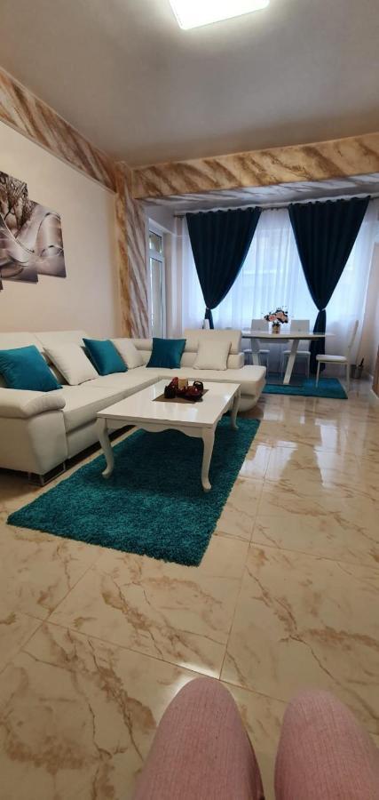 Casa Balliu นาโวดาริ ภายนอก รูปภาพ